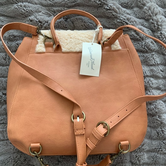 Fuzzy backpack - Picture 2 of 4